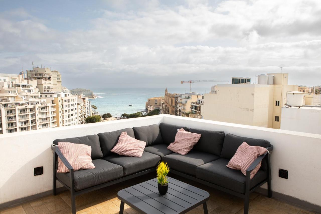 Entire Luxury Sliema Townhouse Steps From Beach Exterior foto