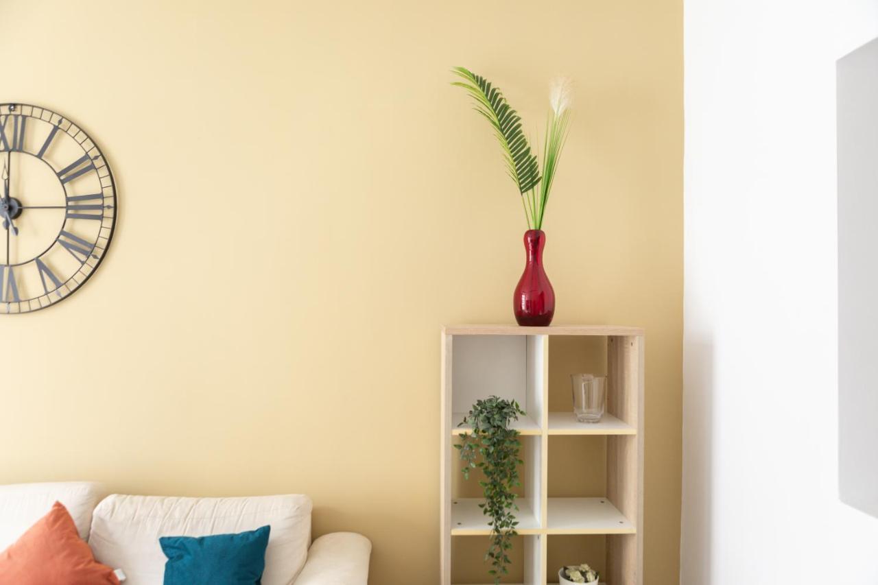 Entire Luxury Sliema Townhouse Steps From Beach Exterior foto